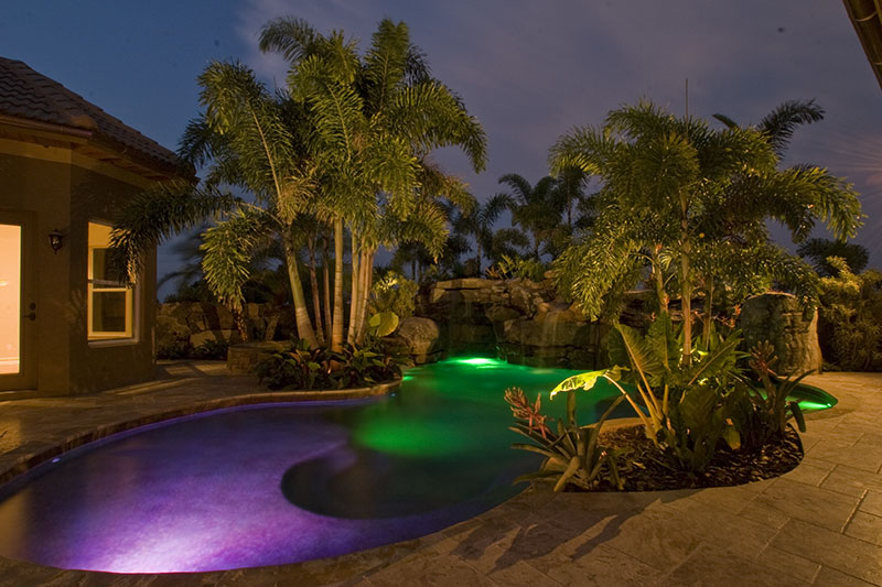 landscape-lighting-outdoor-pool-lights-sarasota-florida-2